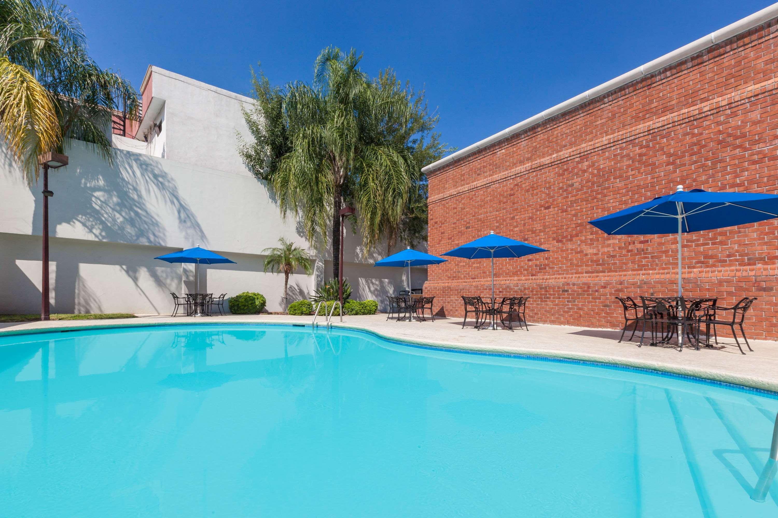 San Nicolás de los Garzas Wyndham Garden Monterrey Norte מראה חיצוני תמונה