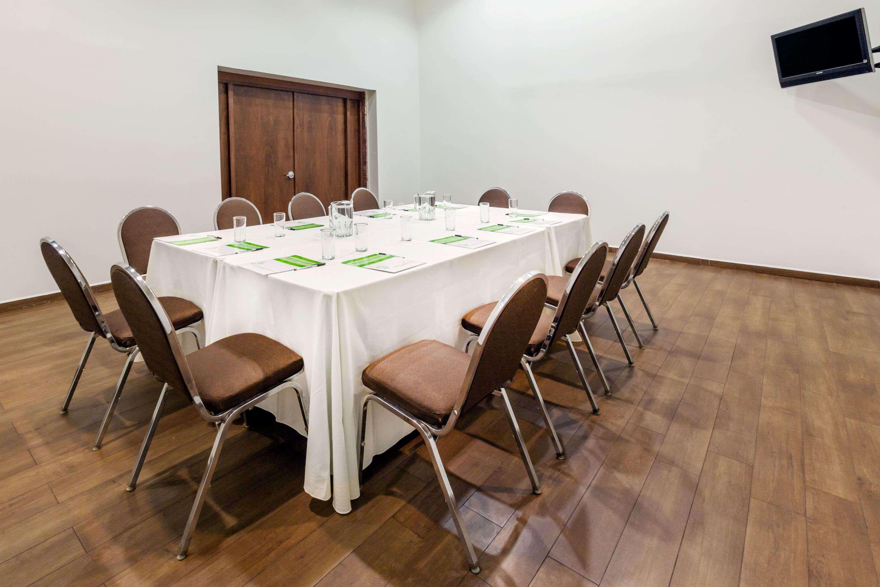 San Nicolás de los Garzas Wyndham Garden Monterrey Norte מראה חיצוני תמונה